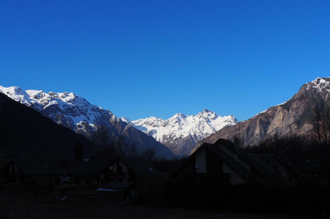 L'Oree Du Vert Le Bourg-d'Oisans Bagian luar foto